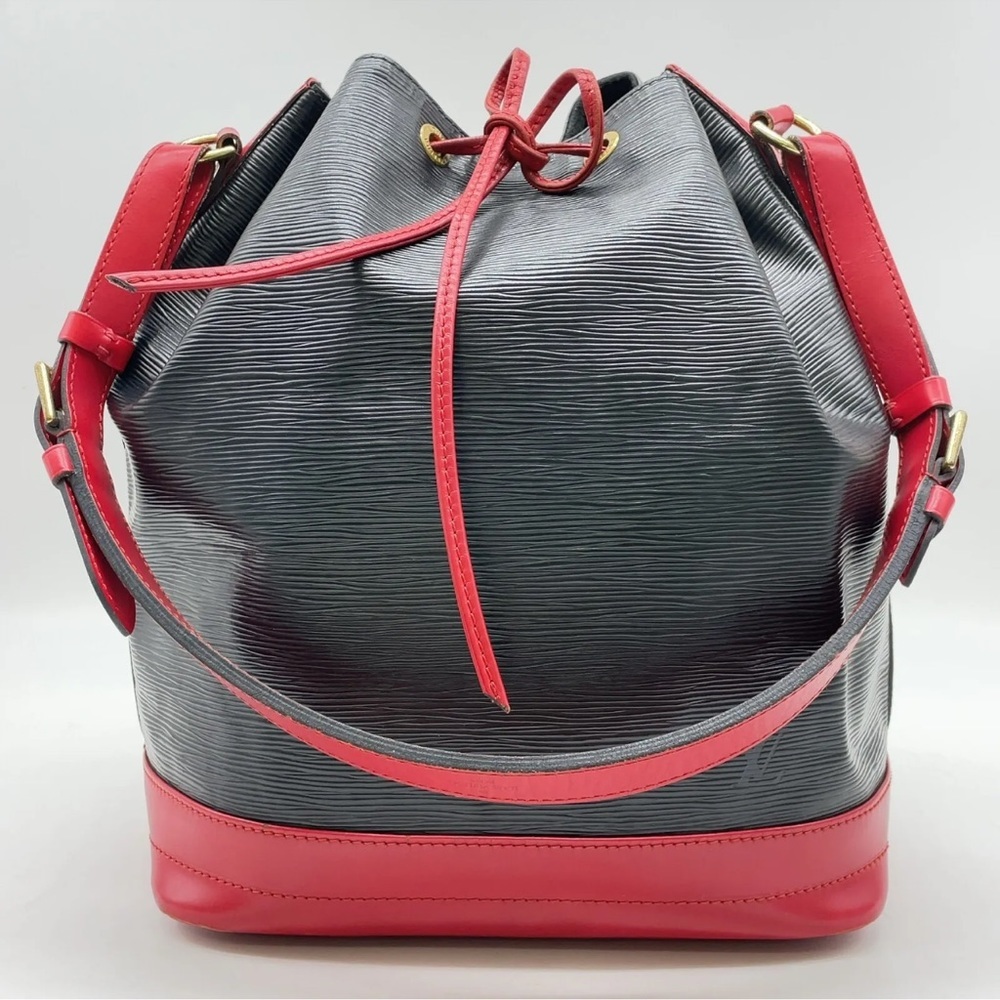 SALE Authentic  Louis Vuitton Epi Noe Noir Red Bicolor Shoulder bag EUC - Picture 9 of 16